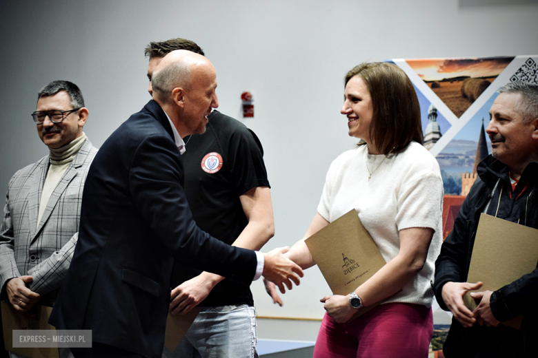 Gminna Gala Sportu w Ziębicach. Wręczono nagrody dla sportowców, drużyn, działaczy i trenerów