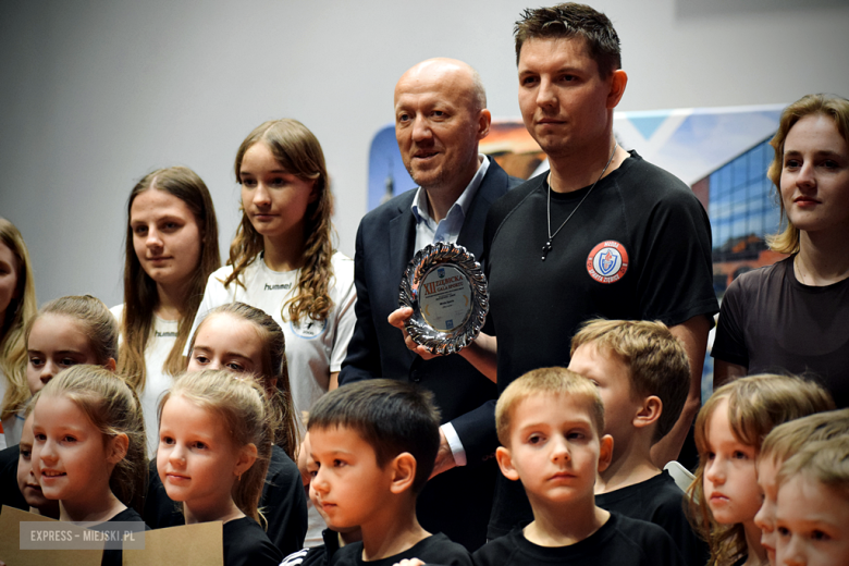 Gminna Gala Sportu w Ziębicach. Wręczono nagrody dla sportowców, drużyn, działaczy i trenerów