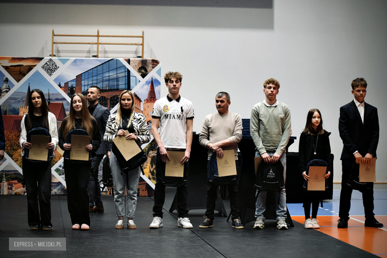 Gminna Gala Sportu w Ziębicach. Wręczono nagrody dla sportowców, drużyn, działaczy i trenerów