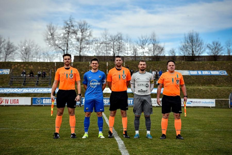 IV liga: Orzeł Ząbkowice Śląskie 1:2 (1:0) GKS Mirków/Długołęka