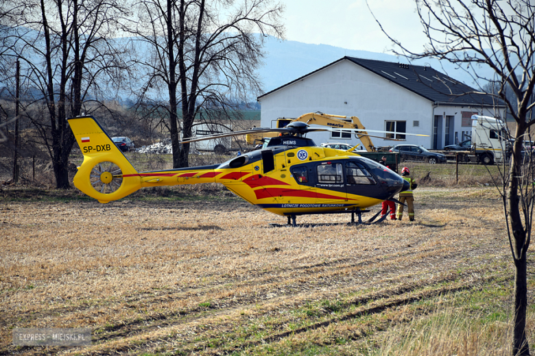 Zderzenie motocykla i osobówki między Ząbkowicami Śląskimi a Stoszowicami