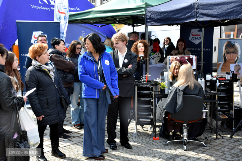 Miasteczko zdrowia. Wiosenne, bezpłatne badania i konsultacje przyciągnęły tłumy