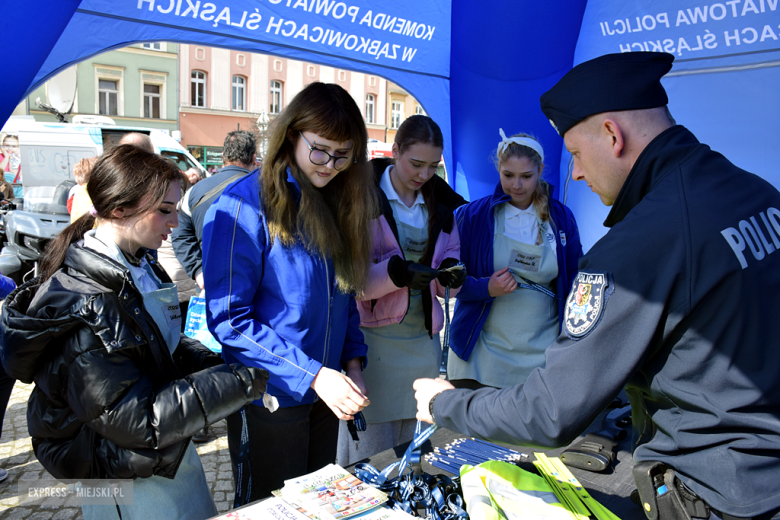 Miasteczko zdrowia. Wiosenne, bezpłatne badania i konsultacje przyciągnęły tłumy