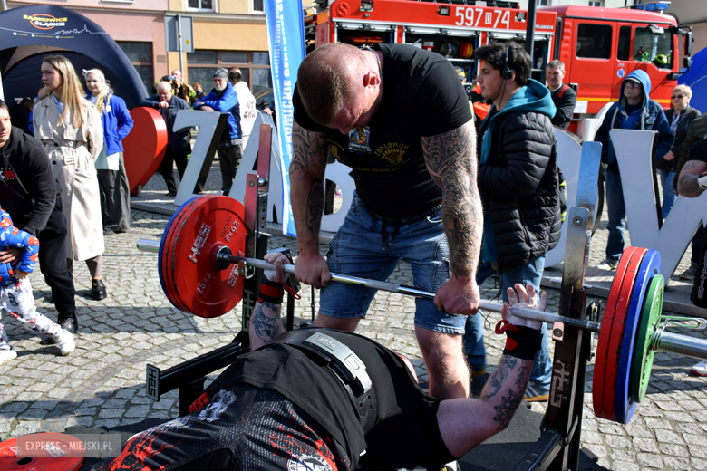 Miasteczko zdrowia. Wiosenne, bezpłatne badania i konsultacje przyciągnęły tłumy