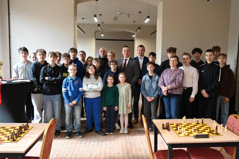 Młodzi szachiści rywalizowali w Kamieńcu Ząbkowickim