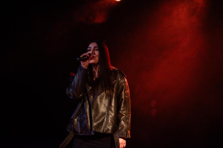 „Zanim zamilknę” – poruszający głos młodego pokolenia na scenie w Ząbkowicach Śląskich