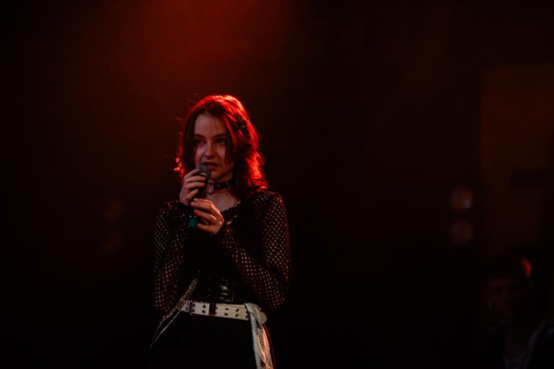 „Zanim zamilknę” – poruszający głos młodego pokolenia na scenie w Ząbkowicach Śląskich