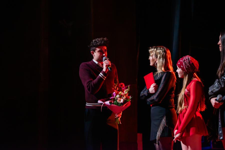 „Zanim zamilknę” – poruszający głos młodego pokolenia na scenie w Ząbkowicach Śląskich