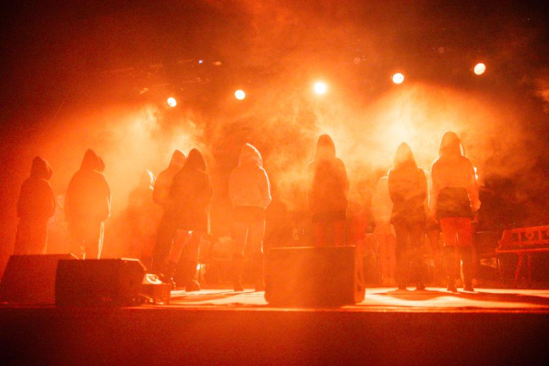 „Zanim zamilknę” – poruszający głos młodego pokolenia na scenie w Ząbkowicach Śląskich