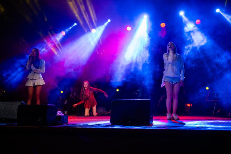 „Zanim zamilknę” – poruszający głos młodego pokolenia na scenie w Ząbkowicach Śląskich