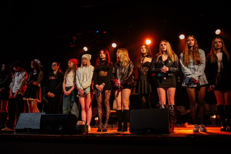 „Zanim zamilknę” – poruszający głos młodego pokolenia na scenie w Ząbkowicach Śląskich