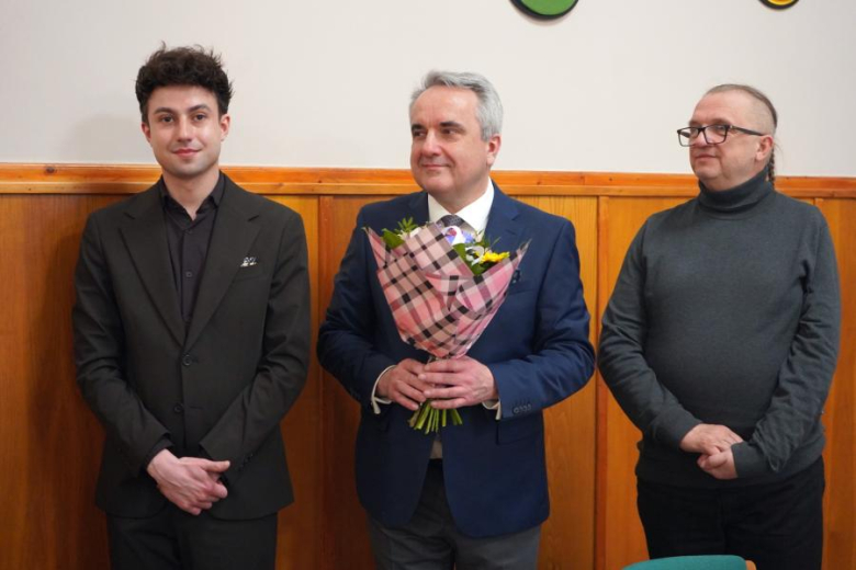 Powiat dopłaci do komunikacji gminnej. Znamy nazwisko nowej Powiatowej Lekarz Weterynarii