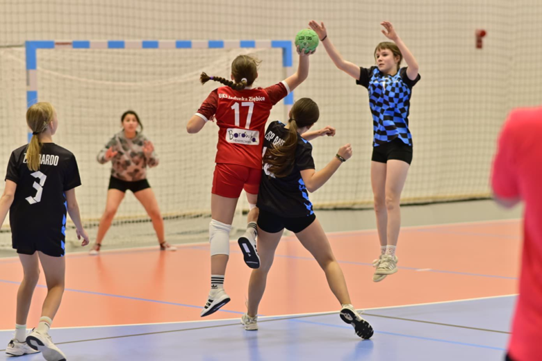 Finał Powiatowy w Piłce Ręcznej Dziewcząt 