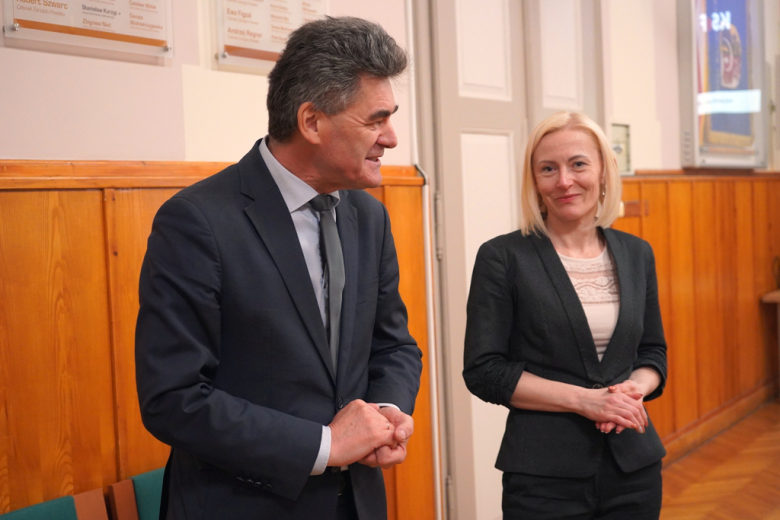 Szkolenie dla organizacji pozarządowych z zakresu KSeF i rozliczania dotacji