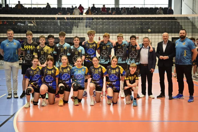 Siatkarscy juniorzy młodsi z Dolnego Śląska rywalizowali w Ziębicach [foto]