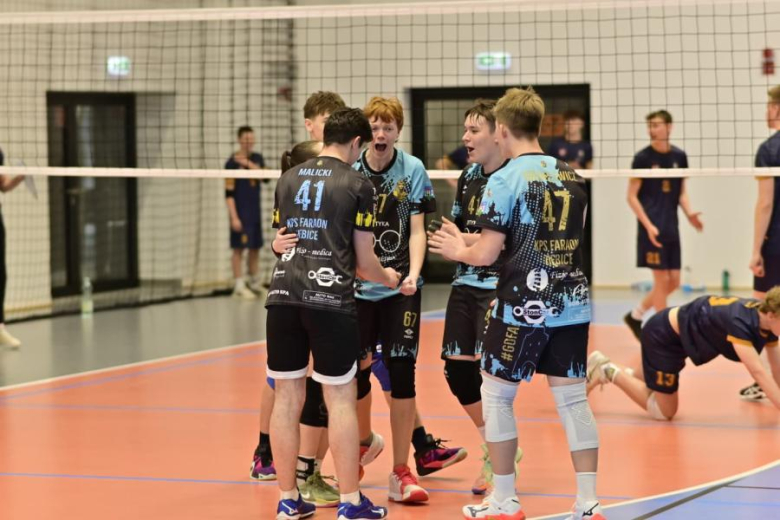 Siatkarscy juniorzy młodsi z Dolnego Śląska rywalizowali w Ziębicach [foto]