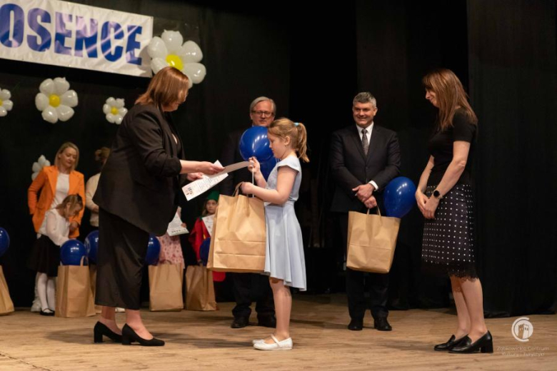 „Zdrowie w piosence”. XI Powiatowy Festiwal Piosenki Przedszkolnej w Ząbkowicach Śląskich