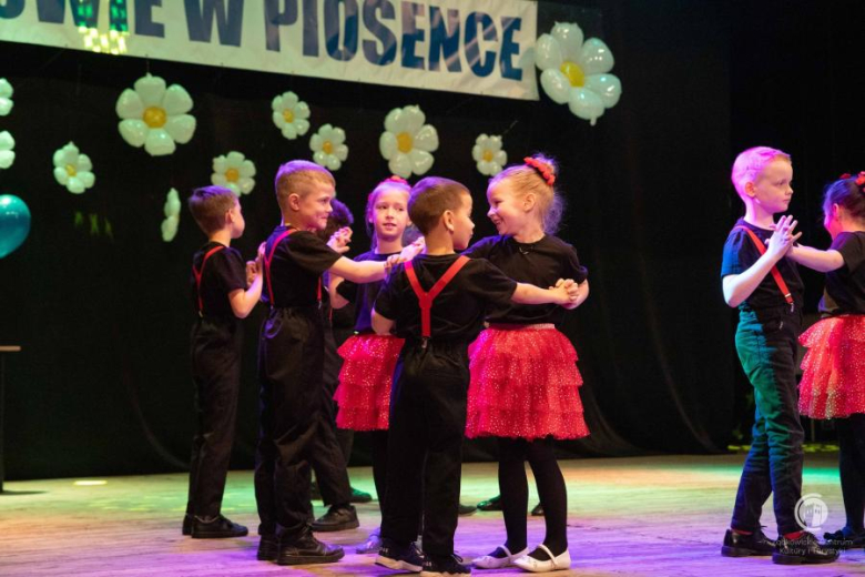 „Zdrowie w piosence”. XI Powiatowy Festiwal Piosenki Przedszkolnej w Ząbkowicach Śląskich