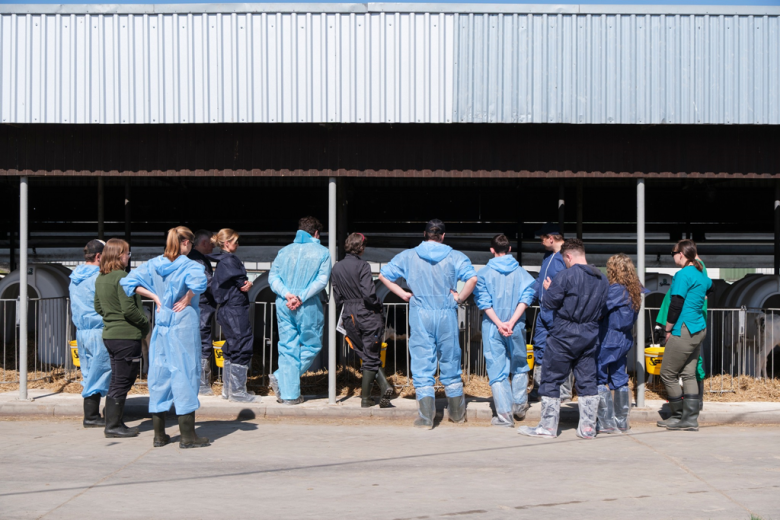 Lekarze weterynarii odbyli zajęcia specjalizacyjne w OHZ w Starczowie
