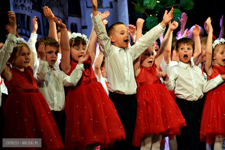 Uroczysta akademia w Ząbkowicach Śląskich z okazji uchwalenia Konstytucji 3 Maja 