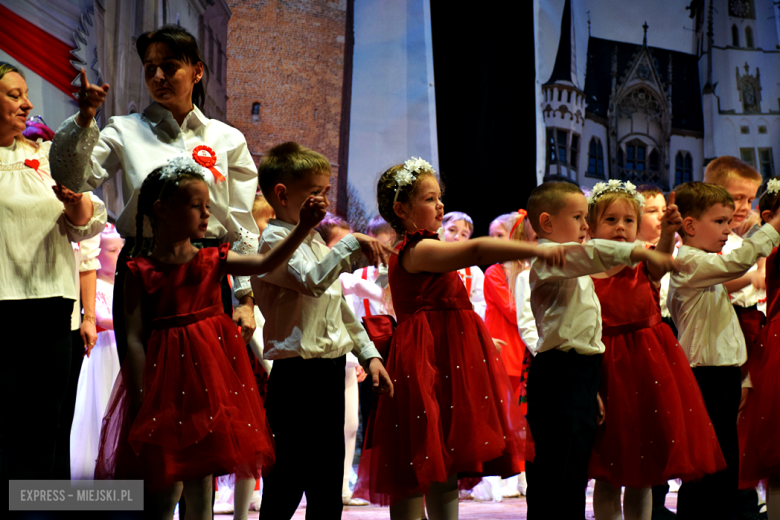 Uroczysta akademia w Ząbkowicach Śląskich z okazji uchwalenia Konstytucji 3 Maja 