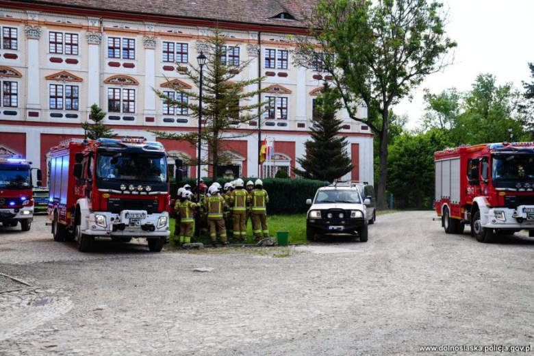 Antyterroryści, śmigłowce i zakładnicy. Spektakularne ćwiczenia służb w Henrykowie