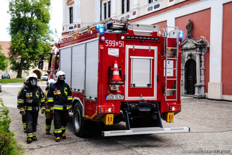 Antyterroryści, śmigłowce i zakładnicy. Spektakularne ćwiczenia służb w Henrykowie