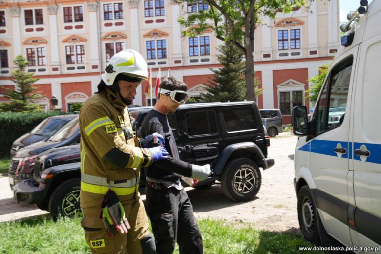 Antyterroryści, śmigłowce i zakładnicy. Spektakularne ćwiczenia służb w Henrykowie