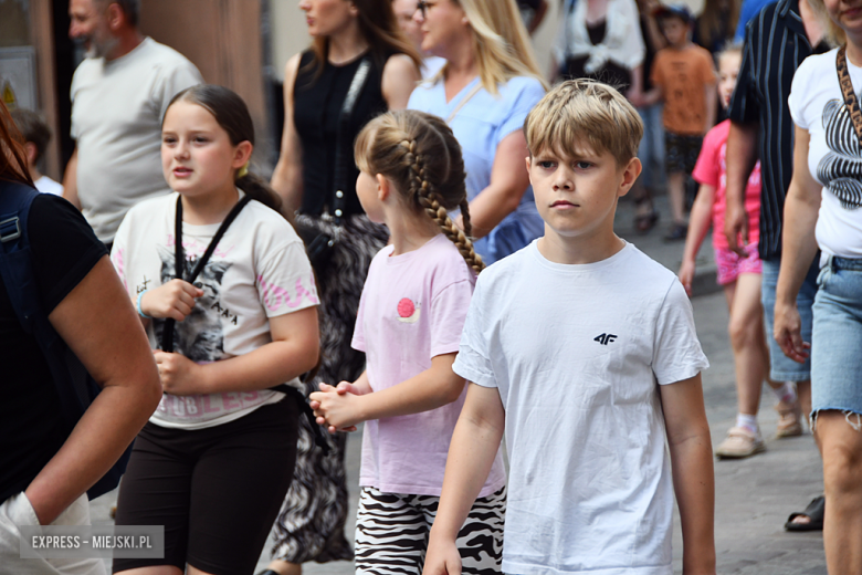 Kolorowa Parada Bajek i moc atrakcji. Tak świętowano Dzień Dziecka w Ząbkowicach Śląskich