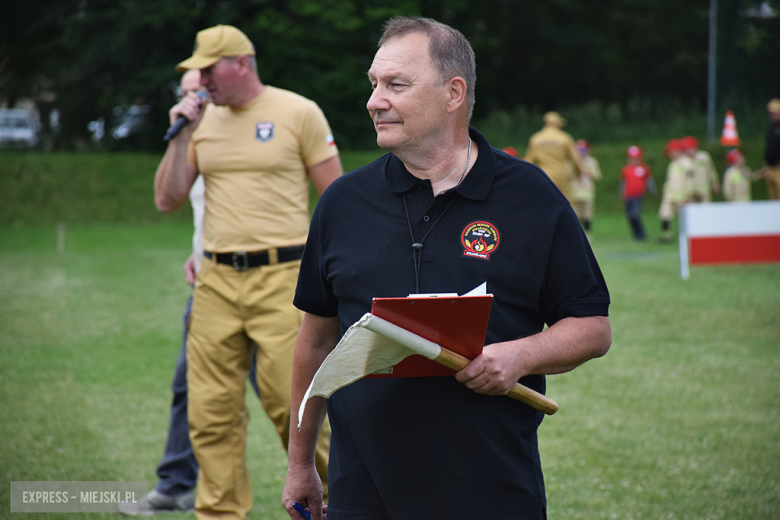 Powiatowe zawody DDP i MDP w Tarnowie. Kilkuset młodych adeptów pożarnictwa w akcji
