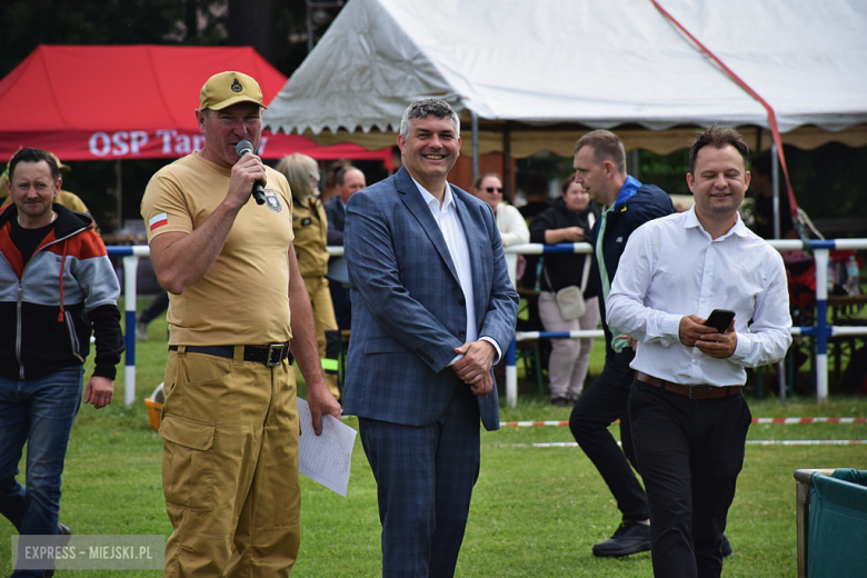 Powiatowe zawody DDP i MDP w Tarnowie. Kilkuset młodych adeptów pożarnictwa w akcji