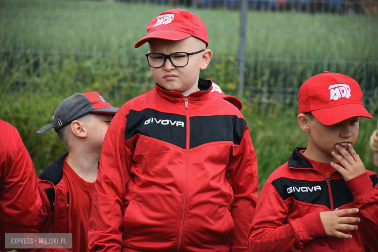 Powiatowe zawody DDP i MDP w Tarnowie. Kilkuset młodych adeptów pożarnictwa w akcji