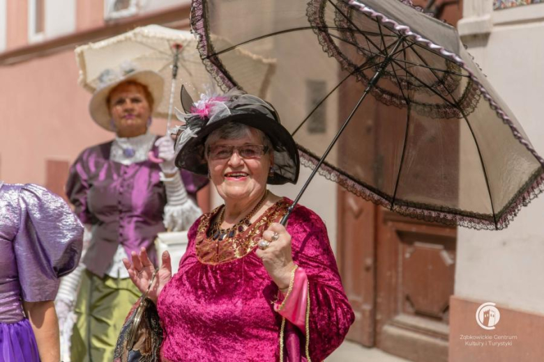 Muzyka, taniec i historyczny klimat. Biesiada z Frankensteinem ożywiła zamek