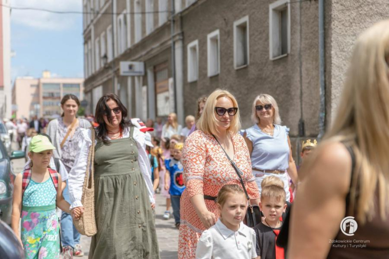 Muzyka, taniec i historyczny klimat. Biesiada z Frankensteinem ożywiła zamek