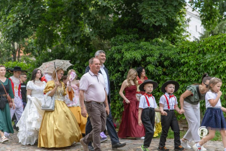 Muzyka, taniec i historyczny klimat. Biesiada z Frankensteinem ożywiła zamek