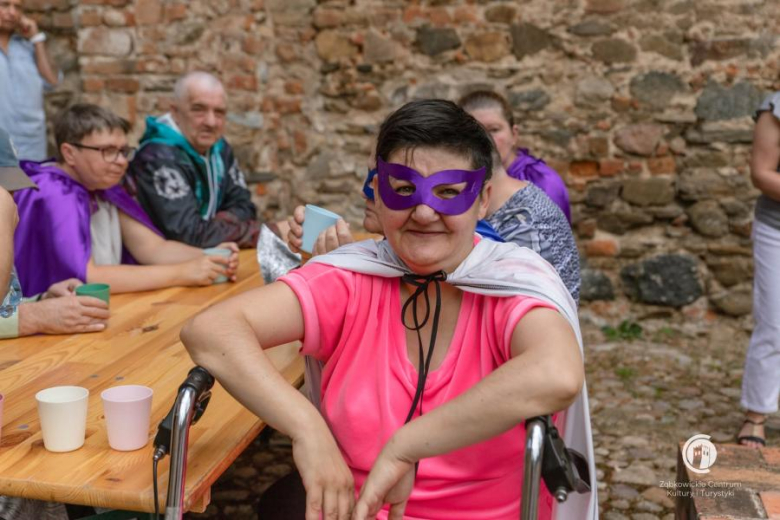 Muzyka, taniec i historyczny klimat. Biesiada z Frankensteinem ożywiła zamek