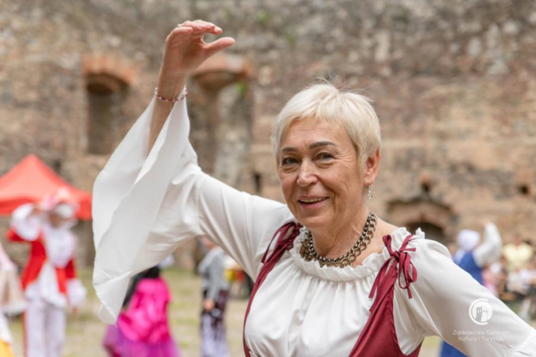 Muzyka, taniec i historyczny klimat. Biesiada z Frankensteinem ożywiła zamek