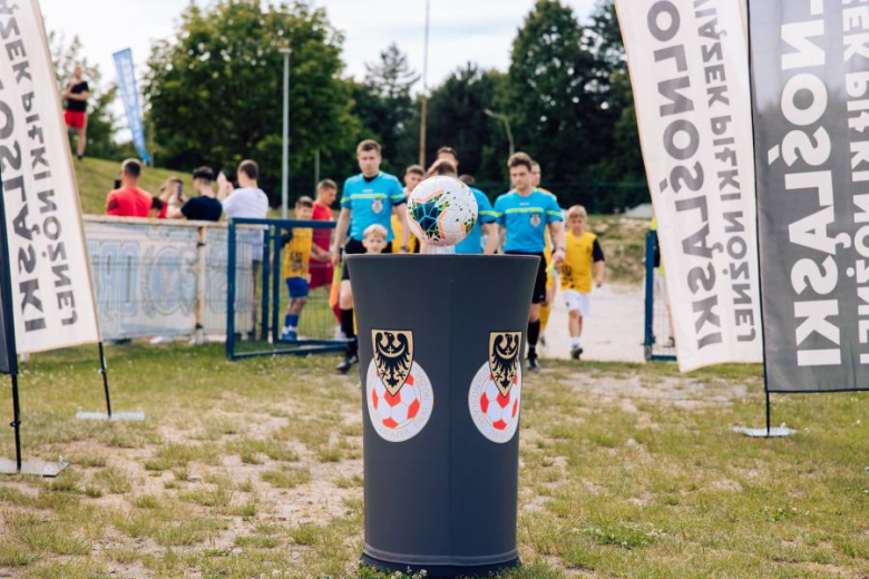 Dolnośląski Związek Piłki Nożnej 1:1 (k. 8:7)  Kujawsko-Pomorski Związek Piłki Nożnej 