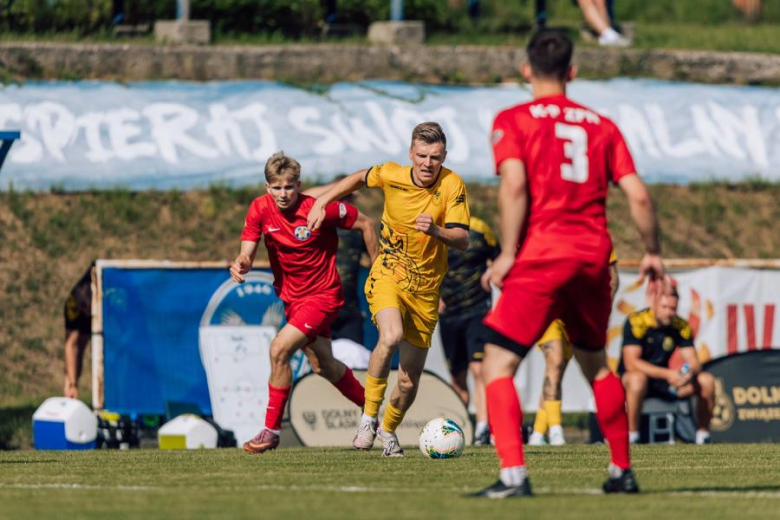 Dolnośląski Związek Piłki Nożnej 1:1 (k. 8:7)  Kujawsko-Pomorski Związek Piłki Nożnej 