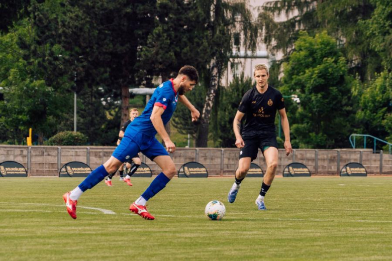  Podkarpacki Związek Piłki Nożnej 1:1 (k. 6:5) Małopolski Związek Piłki Nożnej