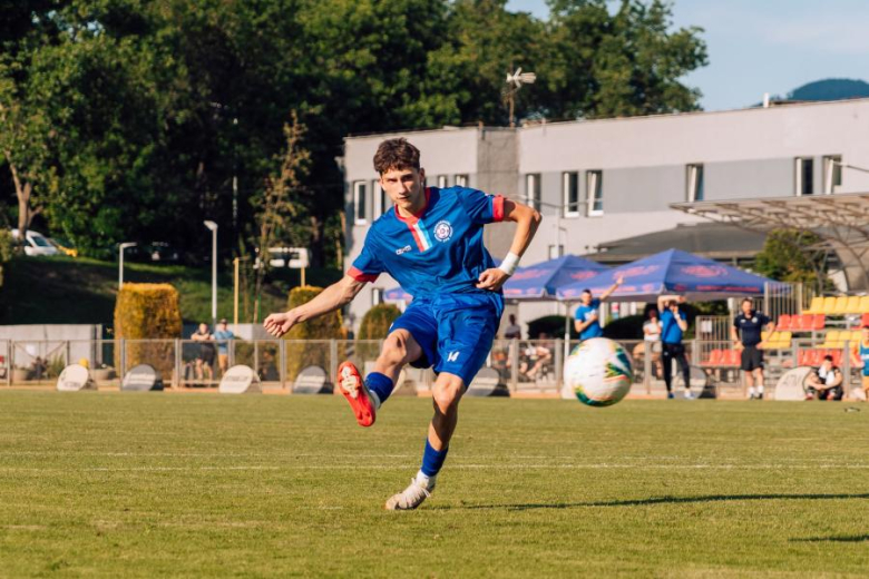 Podkarpacki Związek Piłki Nożnej 1:1 (k. 6:5) Małopolski Związek Piłki Nożnej