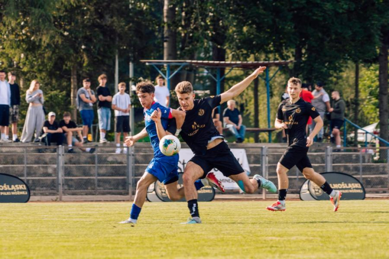  Podkarpacki Związek Piłki Nożnej 1:1 (k. 6:5) Małopolski Związek Piłki Nożnej