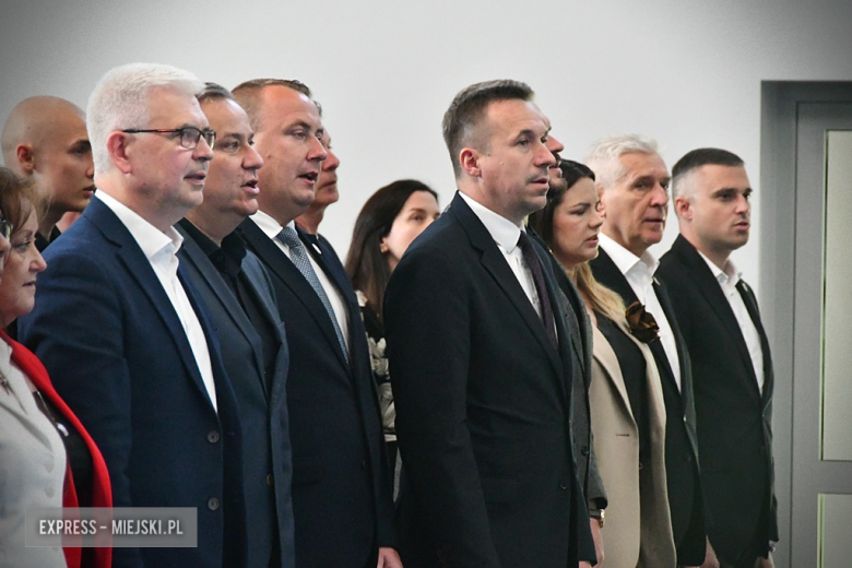 Uroczyste otwarcie zmodernizowanej hali sportowej w Kamieńcu Ząbkowickim