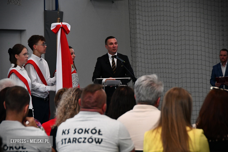 Uroczyste otwarcie zmodernizowanej hali sportowej w Kamieńcu Ząbkowickim