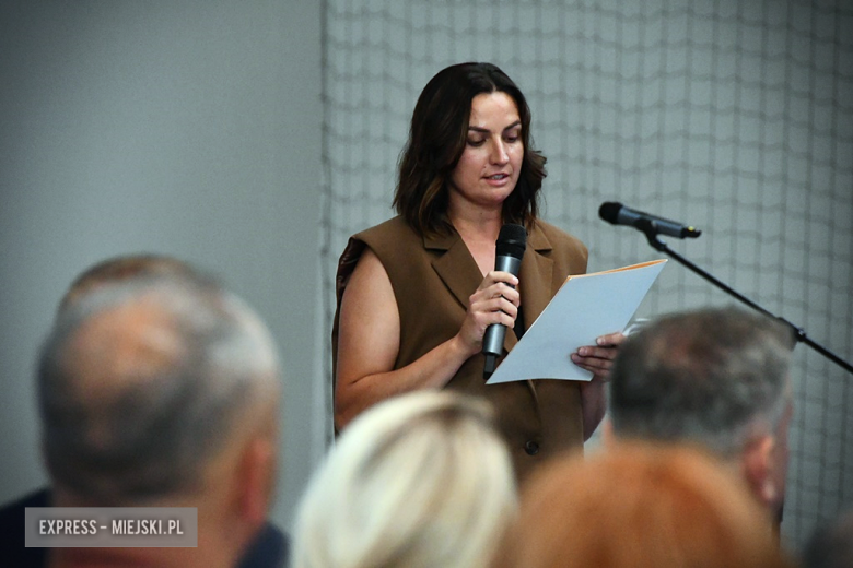 Uroczyste otwarcie zmodernizowanej hali sportowej w Kamieńcu Ząbkowickim