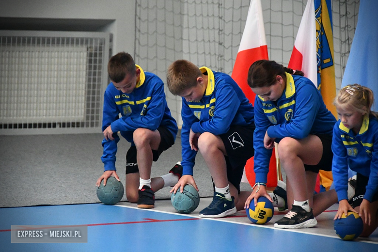 Uroczyste otwarcie zmodernizowanej hali sportowej w Kamieńcu Ząbkowickim