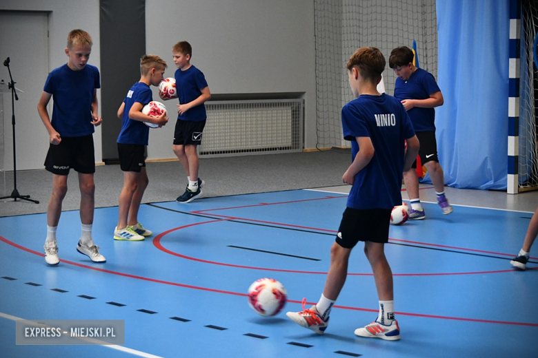 Uroczyste otwarcie zmodernizowanej hali sportowej w Kamieńcu Ząbkowickim