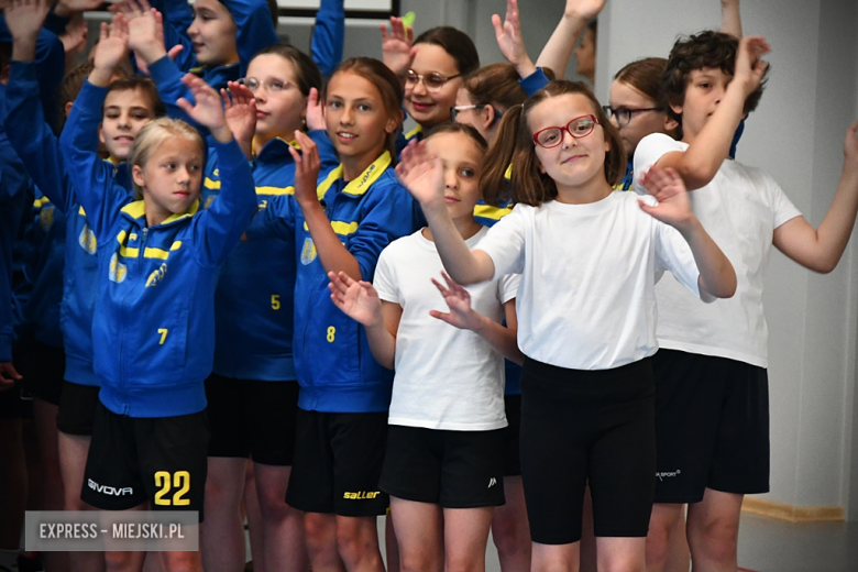 Uroczyste otwarcie zmodernizowanej hali sportowej w Kamieńcu Ząbkowickim
