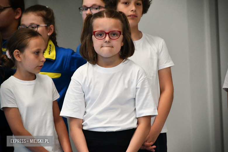 Uroczyste otwarcie zmodernizowanej hali sportowej w Kamieńcu Ząbkowickim