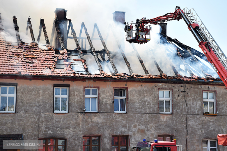 Pożar budynku wielorodzinnego przy ul. Złotostockiej w Kamieńcu Ząbkowickim
